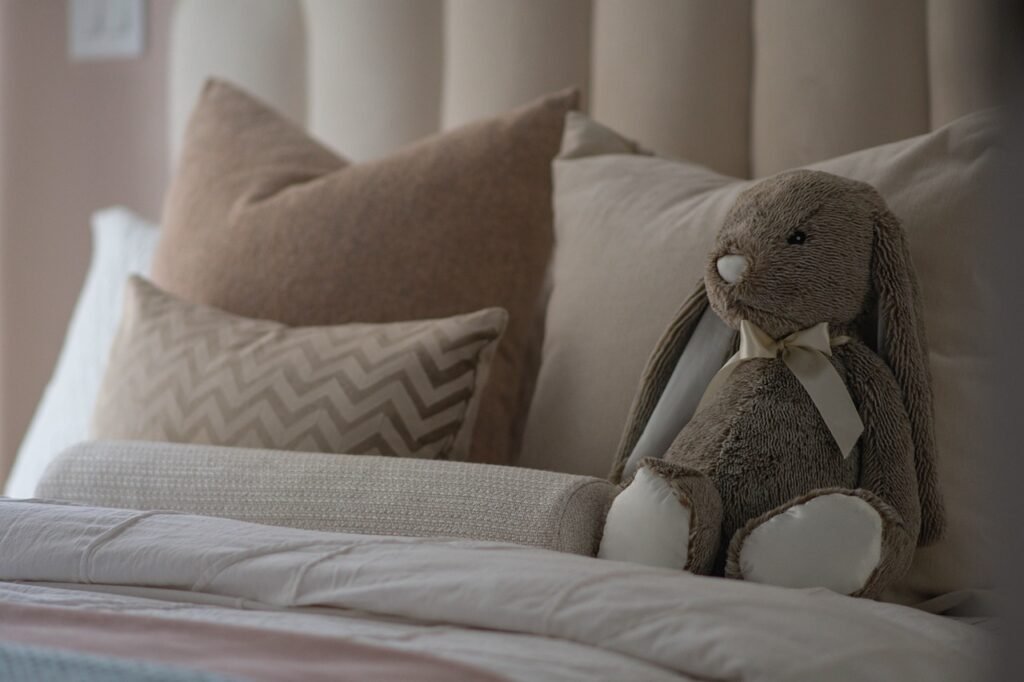 bedroom, bed, stuffed toy-5646321.jpg